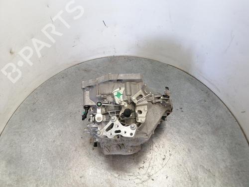 Used Gearbox FIAT 500X (334_) 1.6 D Multijet (334AXA1B, 334AXA11) (120 hp) 32204750