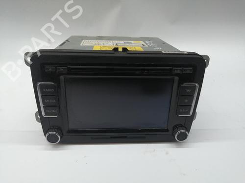 Used Radio VW POLO V (6R1, 6C1) [2009-2022]  31136446