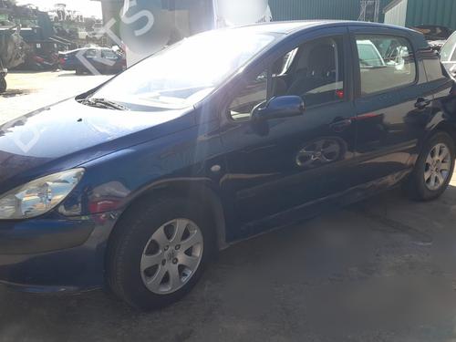 Left mirror PEUGEOT 307 (3A/C) 2.0 HDi 90 | BP28041878C26 