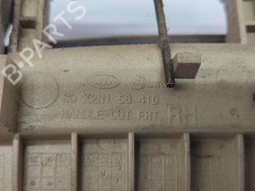 Front right exterior door handle KIA CARENS II MPV (FJ)  | BP23982964C129 