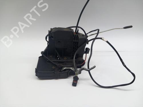 Used Front left lock MERCEDES-BENZ CLS (C219) [2004-2011]  30968076