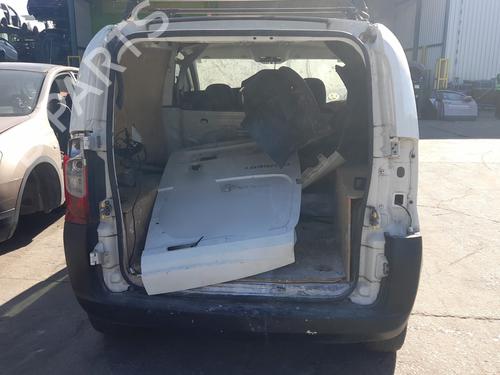 Left front door PEUGEOT BIPPER (AA_) 1.3 HDi 75 | BP15850095C2 