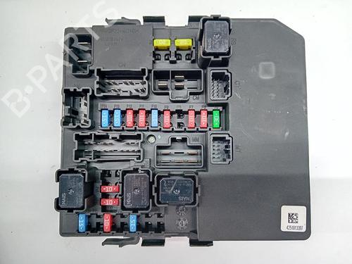 Sikringsdåse Sikringsdåse NISSAN NV200 / EVALIA Bus [2010-2026] 37462450 37462450