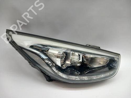 Used Right headlight HYUNDAI ix35 (LM, EL, ELH) [2009-2016]  29584702