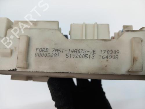Fuse box FORD KUGA I 2.5 4x4 | BP32528028E1