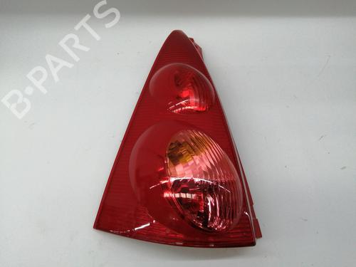 Venstre baglygte PEUGEOT 107 (PM_, PN_) 1.0 (68 hp) 27171178