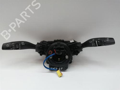 Used Headlight switch Headlight switch 32852458 32852458