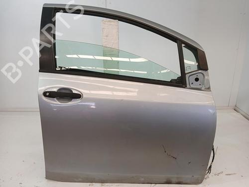 Used Right front door Right front door 37182501 37182501