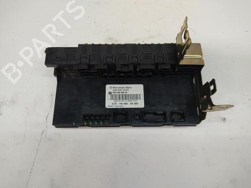Used Fuse box Fuse box MERCEDES-BENZ C-CLASS Coupe (CL203) C 200 Kompressor (203.742) (163 hp) 33930338 33930338