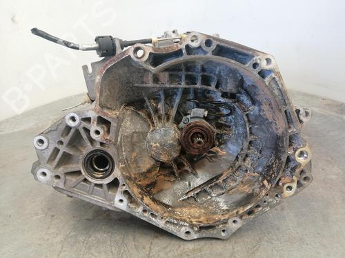 Used Gearbox OPEL CORSA E (X15) [2014-2026]  32204725