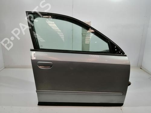 Dør høyre foran AUDI A4 B6 (8E2) 2.5 TDI quattro (180 hp) 27479891