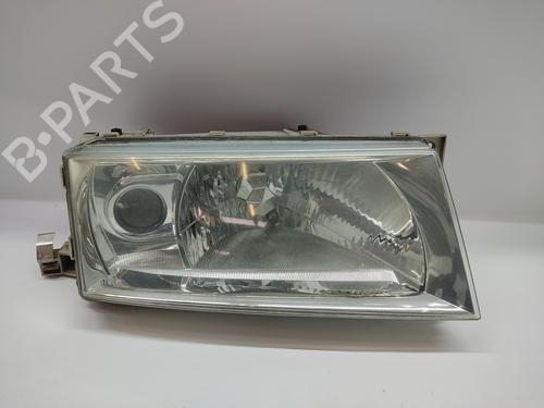 Used Right headlight SKODA OCTAVIA I (1U2) [1996-2010]  23269247