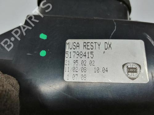 Right taillight LANCIA MUSA (350_) 1.9 D Multijet (350.AXC1A) | BP29967424C35