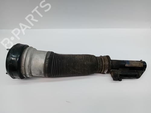 Used Left front shock absorber Left front shock absorber MERCEDES-BENZ S-CLASS (W220, V220) S 400 CDI (220.028, 220.128) (250 hp) 33890795 33890795