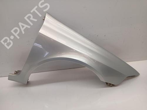 Used Right front fenders Right front fenders 37429347 37429347