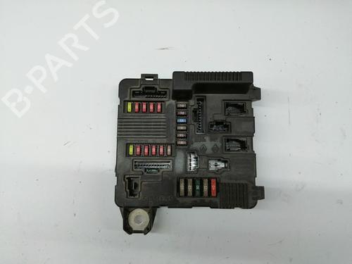 Sikringsdose RENAULT MEGANE II Saloon (LM0/1_) [2003-2025]  30681200