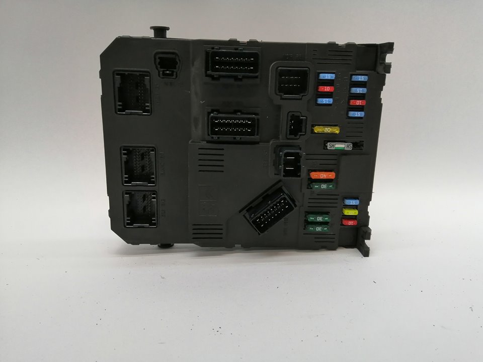 Fuse box PEUGEOT 206 Hatchback (2A/C) 9857382 BParts