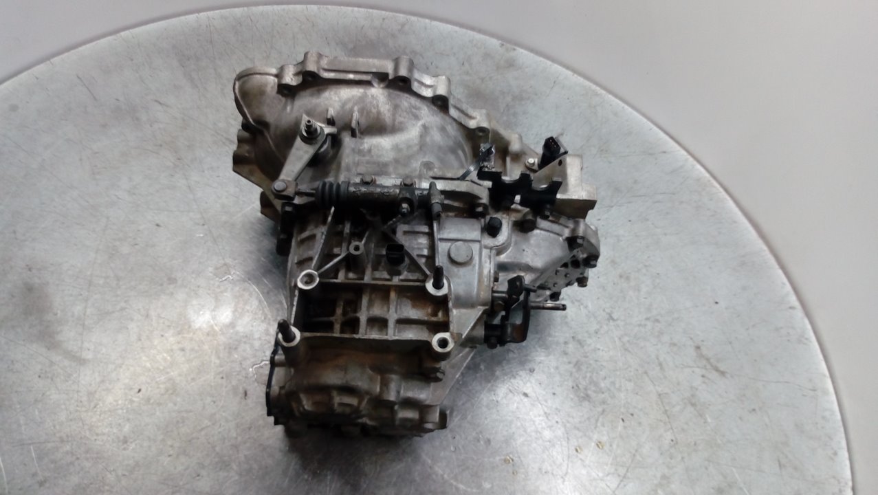 Manual gearbox KIA CARENS II MPV (FJ) 2.0 CRDi 10737967 BParts