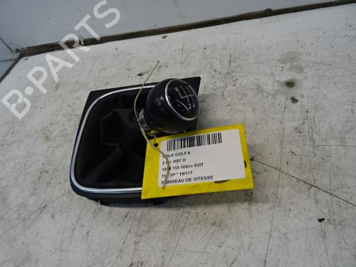 Used Shift knob Shift knob VW GOLF VI (5K1) 1.6 TDI (105 hp) 20275702 20275702