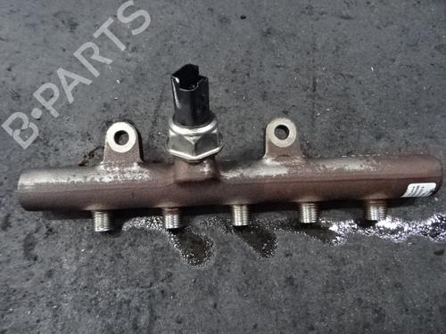 Used Injection rail Injection rail RENAULT CLIO III (BR0/1, CR0/1) 1.5 dCi (75 hp) 39055200 39055200