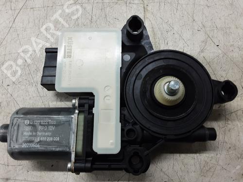 Left front window motor VW POLO VI (AW1, BZ1, AE1) 1.0 TSI | BP23644377E21 - Image 3