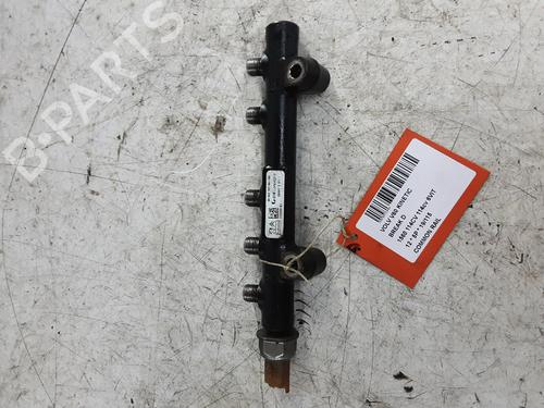 Used Injection rail Injection rail 39055206 39055206
