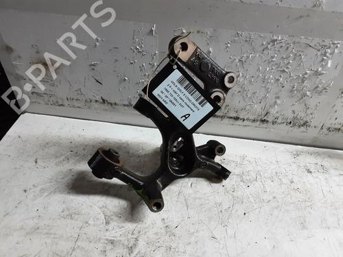 Used Right rear steering knuckle VW GOLF V (1K1) 1.9 TDI (105 hp) 22175819