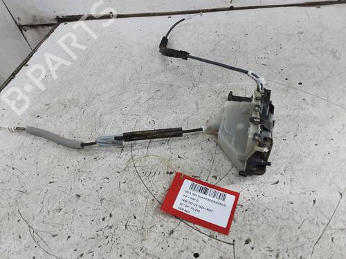 front-right-lock-ds-ds-3-ds-3-crossback-ur_-uc_-uj_-2018-32249088 main image