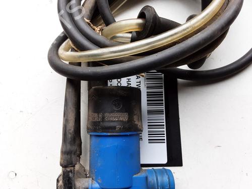 Used Washer pump RENAULT TWINGO II (CN0_) 1.5 dCi (CN0U) (84 hp) 20283039