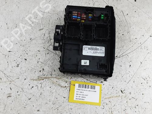 Used Fuse box Fuse box 37633326 37633326