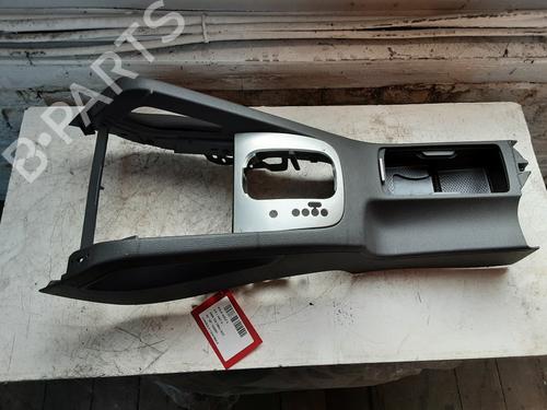 Used Middle console Middle console 23503772 23503772