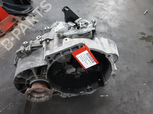 Gearbox VW TOURAN (5T1) 2.0 TDI | BP28383396M3