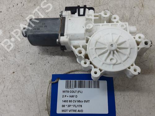 Portierruitmotor rechtsvoor MITSUBISHI COLT VI (Z3_A, Z2_A) 1.5 DI-D (Z39A) (95 hp) 32244740