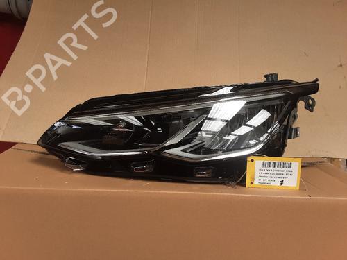 Used Left headlight VW GOLF VIII (CD1, DA1) 2.0 TDI (116 hp) 28604032