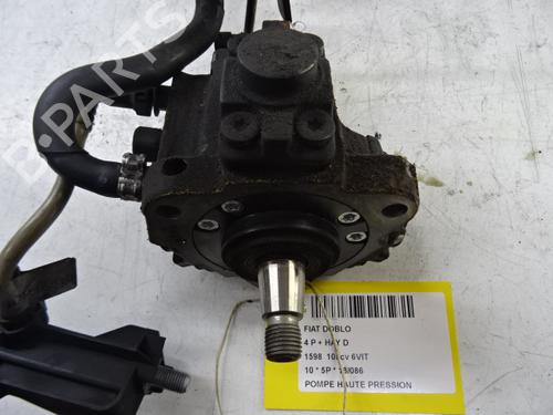 Used Injection pump Injection pump FIAT DOBLO Bus (263_) 1.6 D Multijet (263AXD1B, 263AXX1B) (105 hp) 39058017 39058017