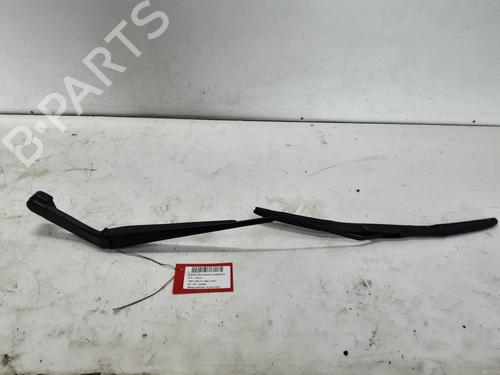 Used Front windshield wiper arm Front windshield wiper arm 20281148 20281148