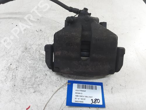 Used Right front brake caliper Right front brake caliper VW PASSAT B6 (3C2) 1.9 TDI (105 hp) 39058420 39058420
