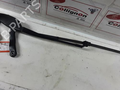 Used Front windshield wiper arm MERCEDES-BENZ CLS (C219) CLS 350 CDI (219.322) (224 hp) 20279459