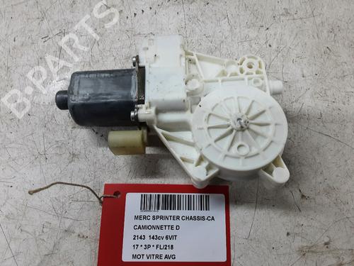 Used Left front window motor MERCEDES-BENZ SPRINTER 5-t Platform/Chassis (B906) 514 CDI (906.153, 906.155, 906.253, 906.255) (143 hp) 32247121