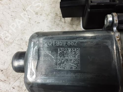 Right front window motor VW POLO VI (AW1, BZ1, AE1) 1.0 TSI | BP22176673E20 