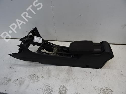 Used Middle console Middle console VW GOLF VII (5G1, BQ1, BE1, BE2) 1.6 TDI (110 hp) 39056073 39056073