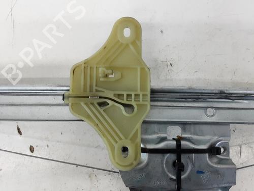 Rudehejsemekanisme Højre foran DACIA DUSTER (HM_) 1.0 TCe 90 (HMM6) | BP39063756C23 - Image 5