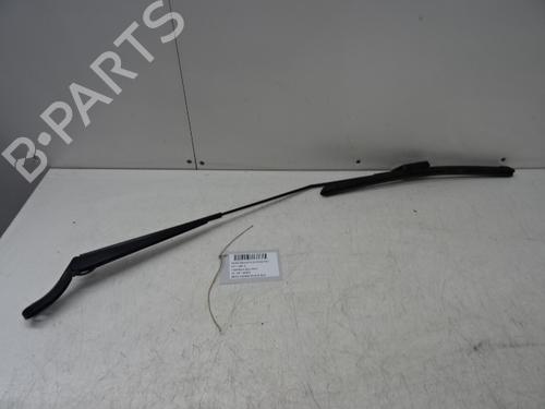 Used Front windshield wiper arm PEUGEOT 208 I (CA_, CC_) 1.2 VTI 82 (82 hp) 29314408