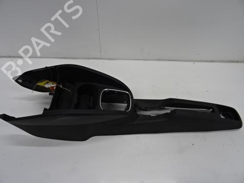Console central AUDI A1 Sportback (8XA, 8XF) 1.6 TDI (105 hp) 23644308