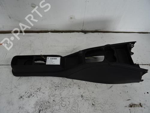 Used Middle console Middle console 39056079 39056079