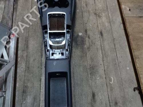 Used Middle console Middle console AUDI A3 (8V1, 8VK) 1.4 TFSI (122 hp) 23503691 23503691