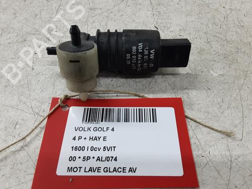 Washer pump VW GOLF IV (1J1) 1.6 | BP20283032E24 