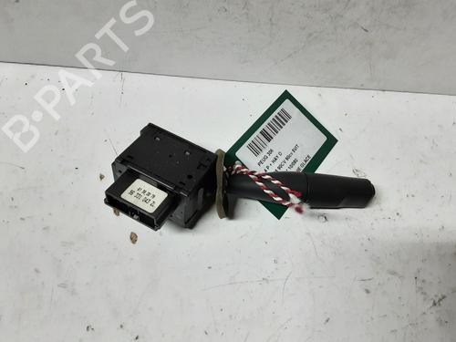 Used Steering column stalk Steering column stalk PEUGEOT 306 Break (7E, N3, N5) 1.9 TD (90 hp) 33312923 33312923