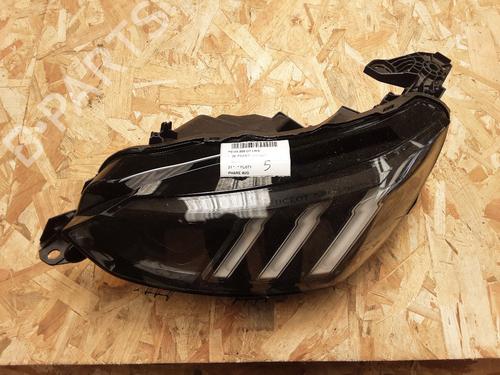 Used Left headlight PEUGEOT 208 II (UB_, UP_, UW_, UJ_) 1.5 BlueHDI 100 (102 hp) 28604004