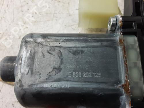 Left rear window motor PORSCHE TAYCAN (Y1A) Electric (Y1AAA1, Y1AAI1) | BP32359937E23 - Image 2